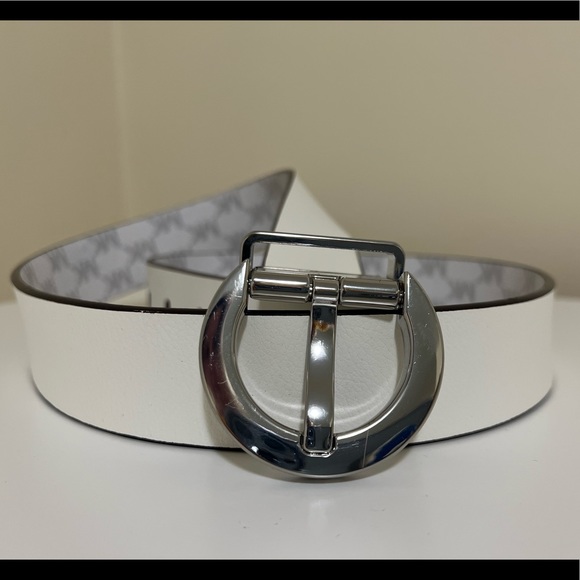 Michael Kors reversible belt - Picture 2 of 4